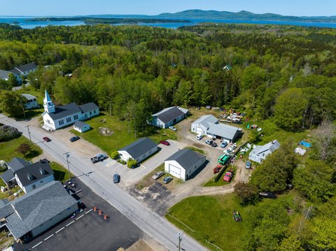 Islesboro Commercial Space in Town Center