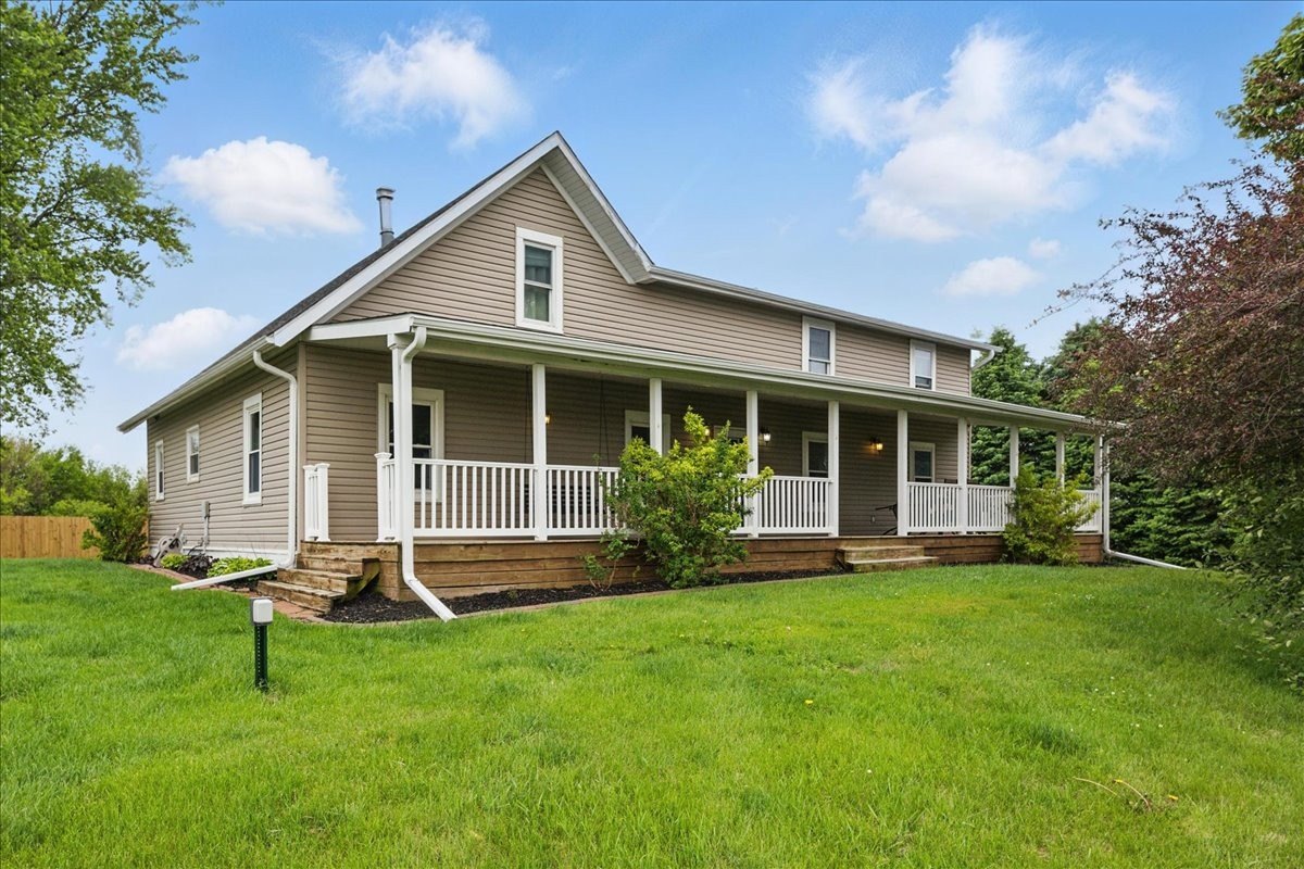 Updated Family Home with Shop