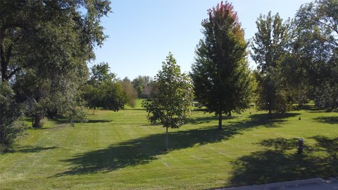 Land, Perry, IA
