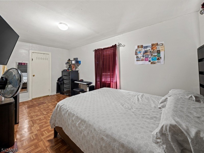Picture 30