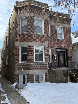 Chicago Multifamily Property in Irving Park