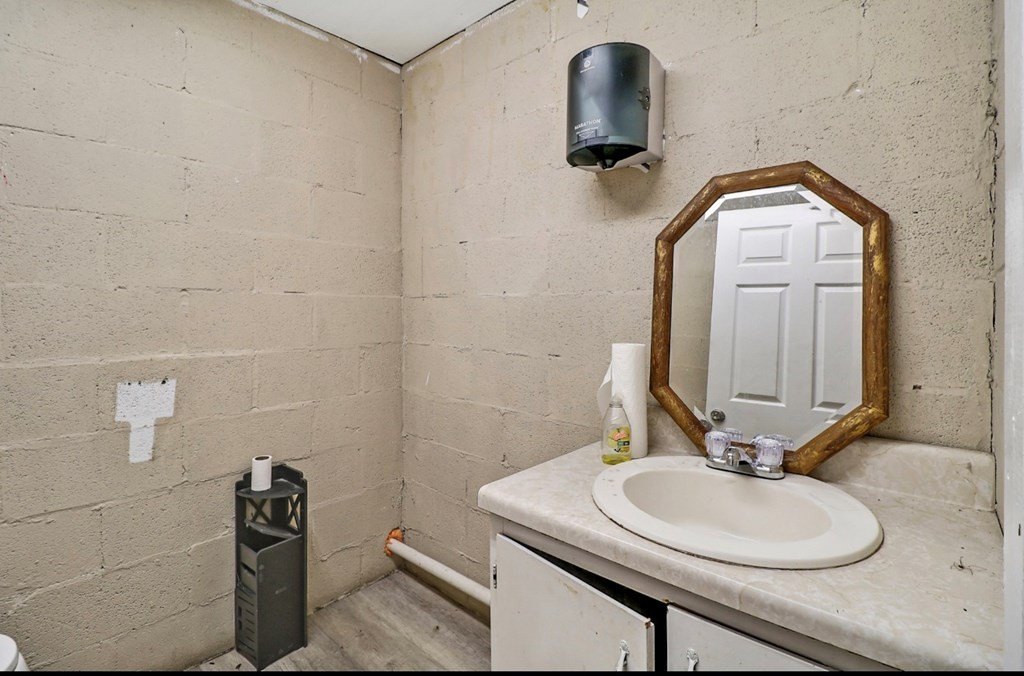 Picture 12