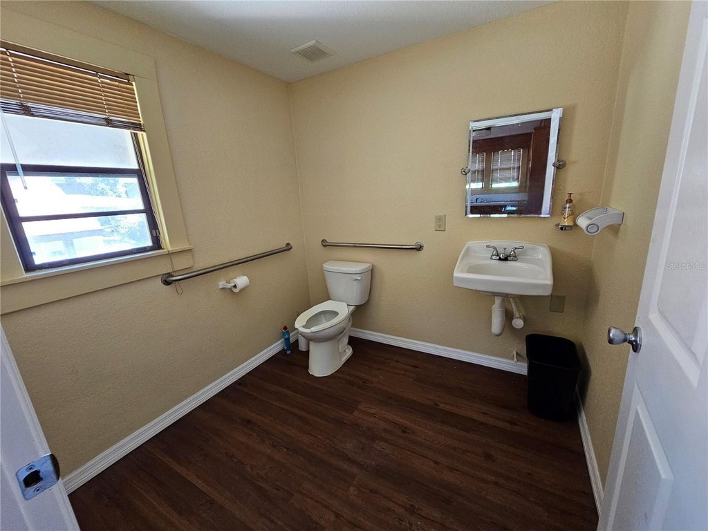 Picture 11