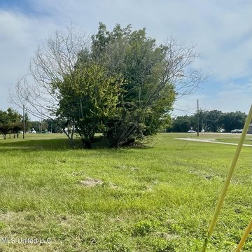 Land, Biloxi, MS