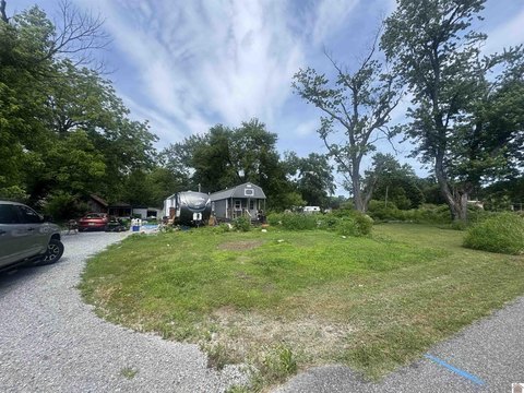 LAND - Mayfield, KY