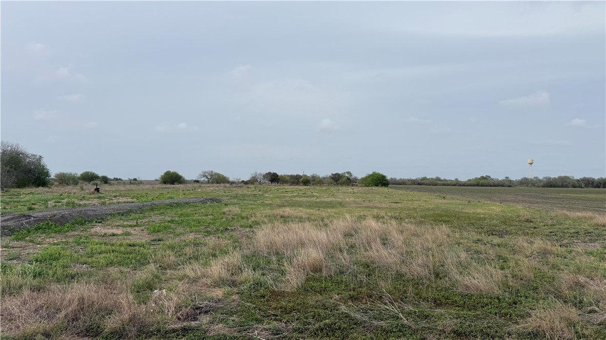 Sinton Acreage with Owner Financing