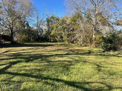 Vacant Lot in Pascagoula, MS