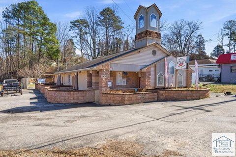 Martinsville Commercial Opportunity For Sale