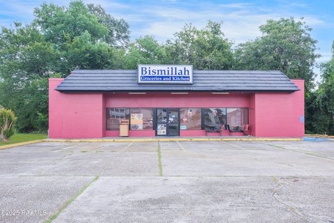 Commercial Building on Congress Street