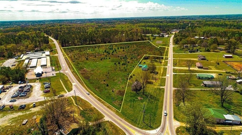 Corner Lot in Covington, GA