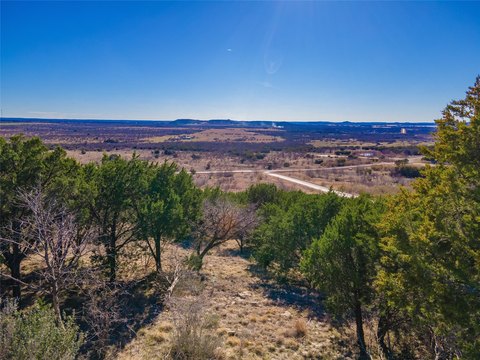 Hilltop Lake-View Home Lot