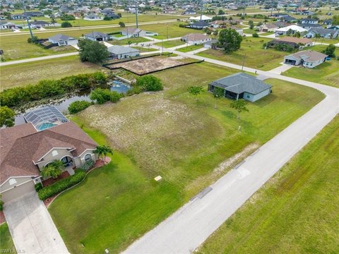 LAND - CAPE CORAL, FL