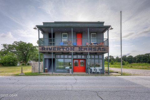 Route 66 Commercial Opportunity