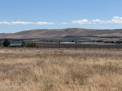 LAND - Yakima, WA