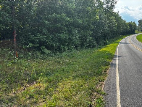 LAND - Stoneville, NC