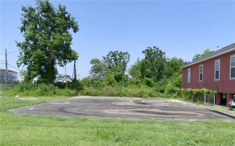 Land, New Orleans, LA
