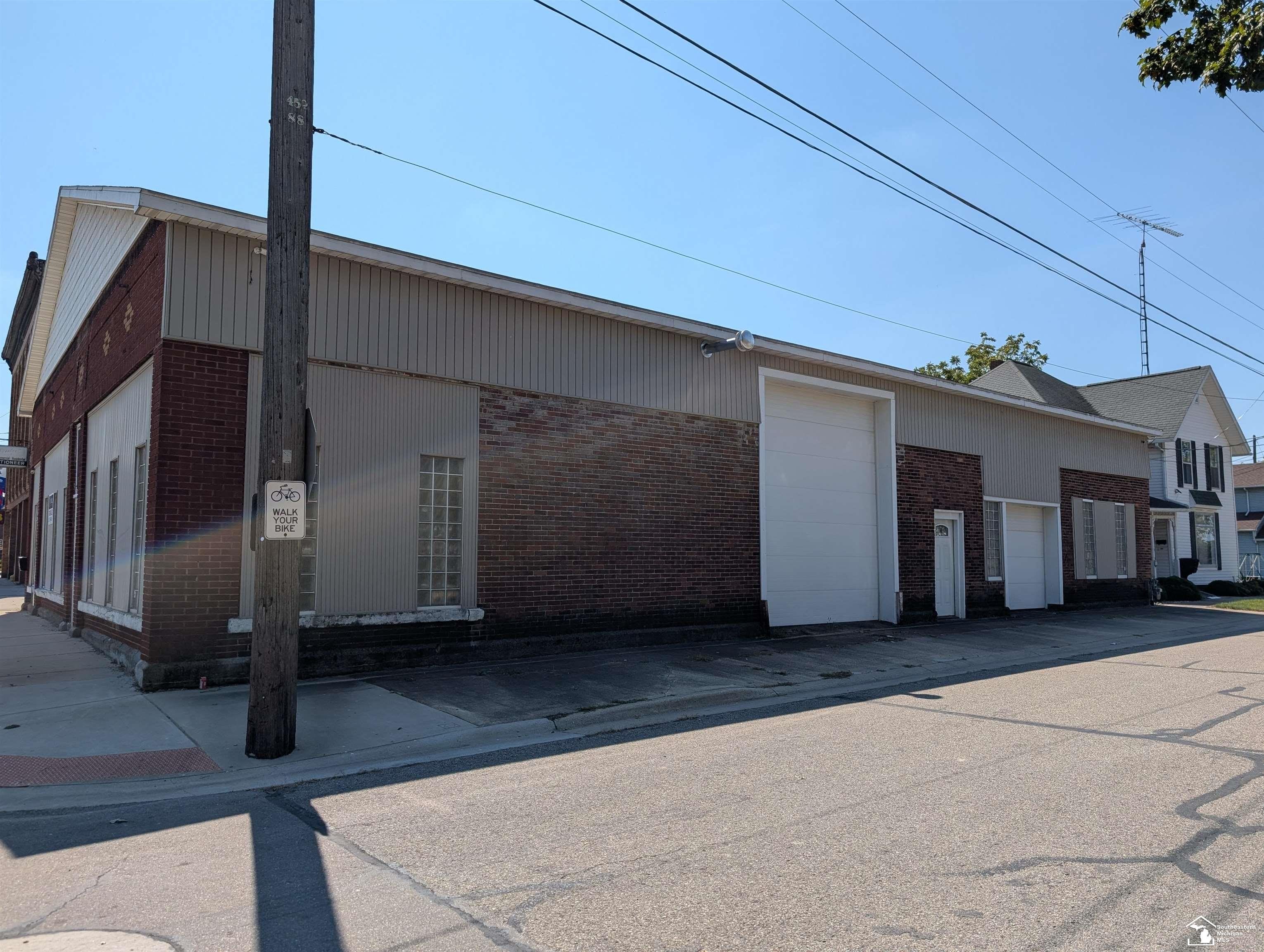 Retail Space in Morenci, MI