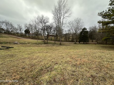 Sweetwater, TN 1.5-Acre Land