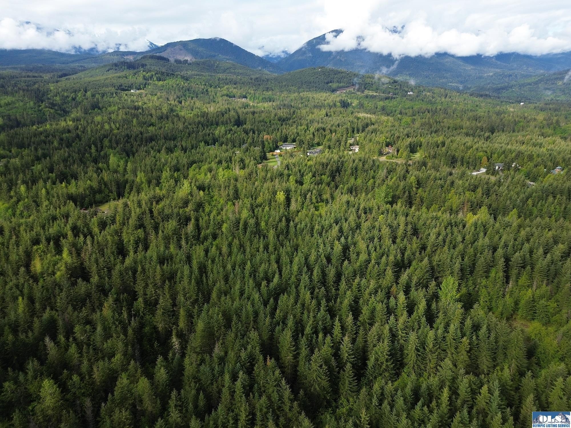 Expansive Acreage with Investment Potential