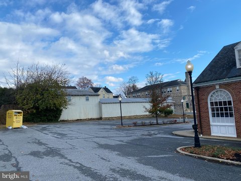 Kennett Square Former Bank Building
