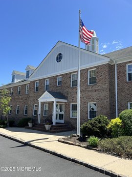 Professional/Medical Office Suites Available