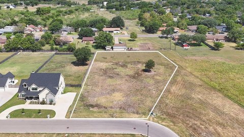 LAND - Robinson, TX