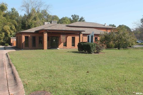 Carbondale Commercial Building For Sale