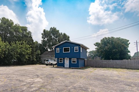 Corner Lot with Office-Showroom Building