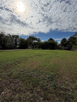 Land, Honey Grove, TX