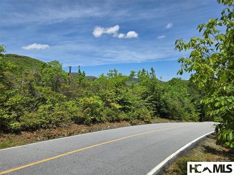 LAND - Lake Toxaway, NC