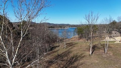 Land, Golden, MO