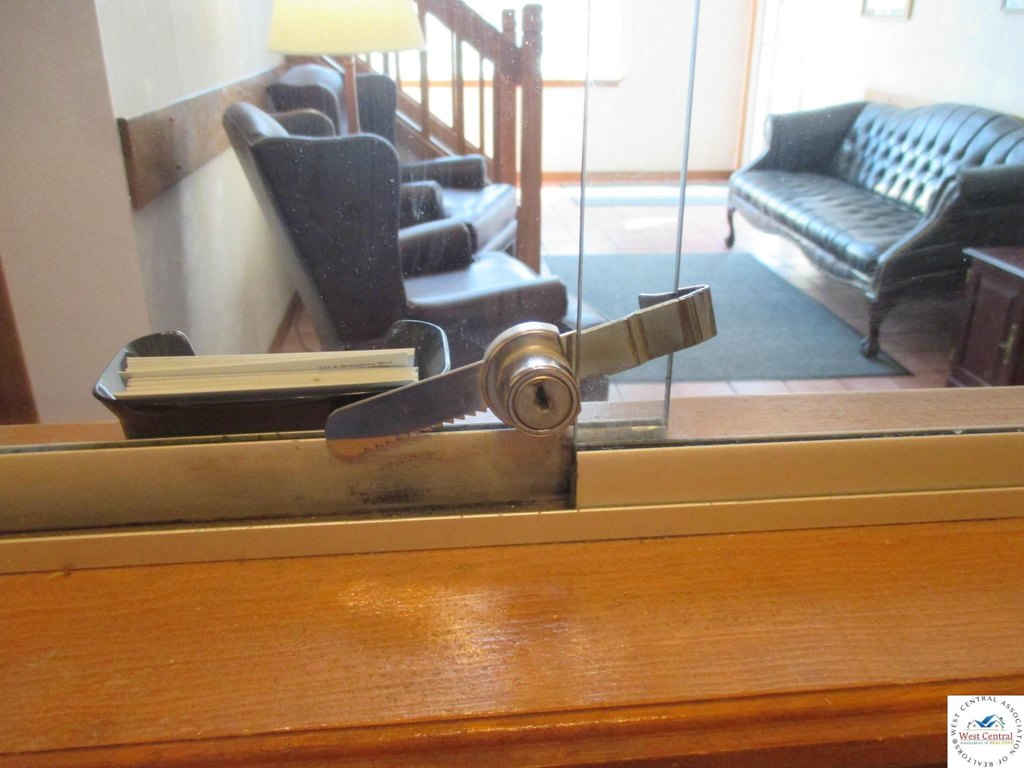 Picture 4