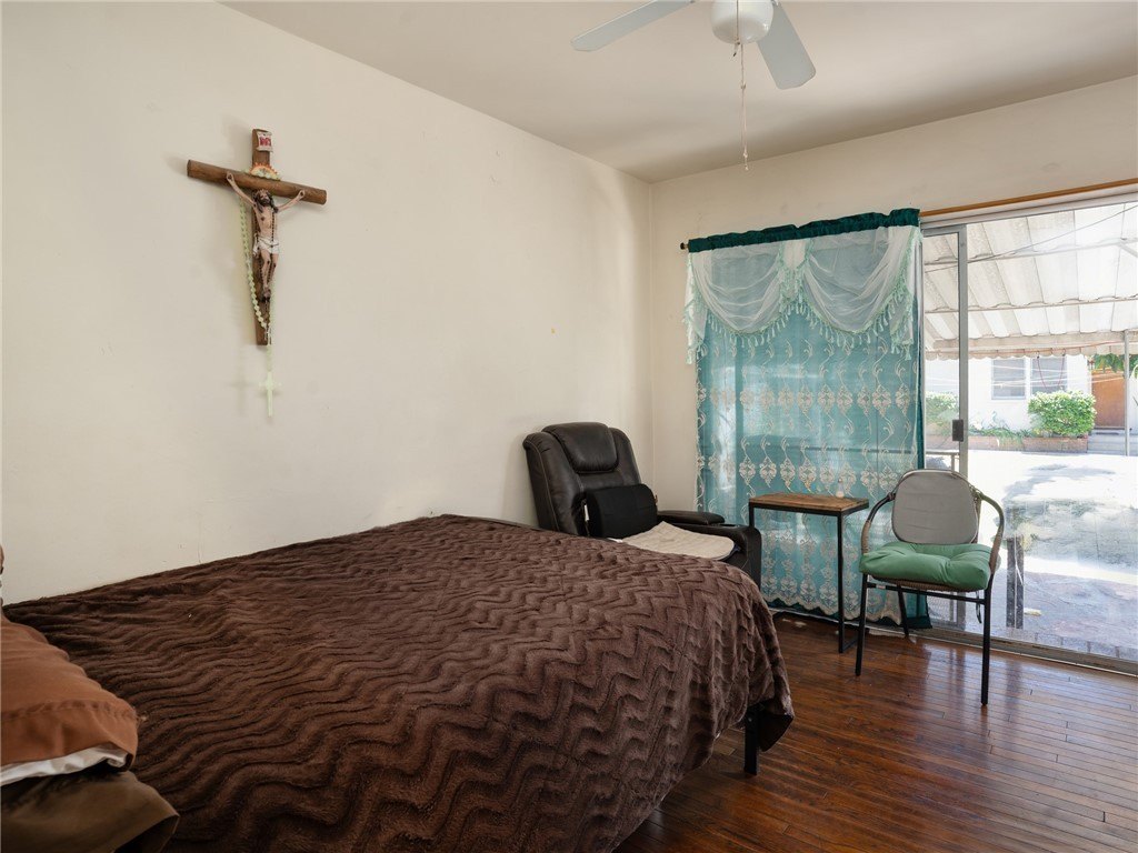 Picture 11