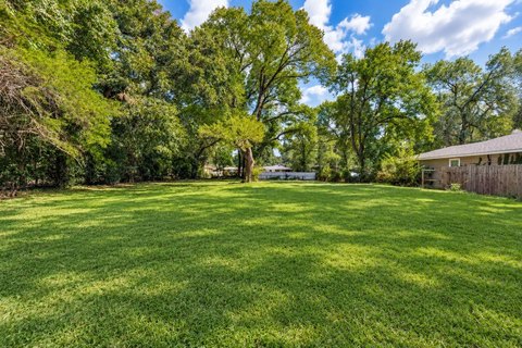 Land, Dallas, TX