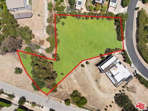 LAND - Granada Hills, CA