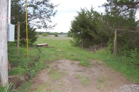 Okemah Land with Utilities