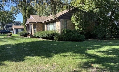 Land, Elmhurst, IL
