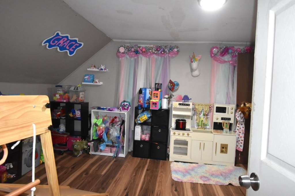 Picture 7