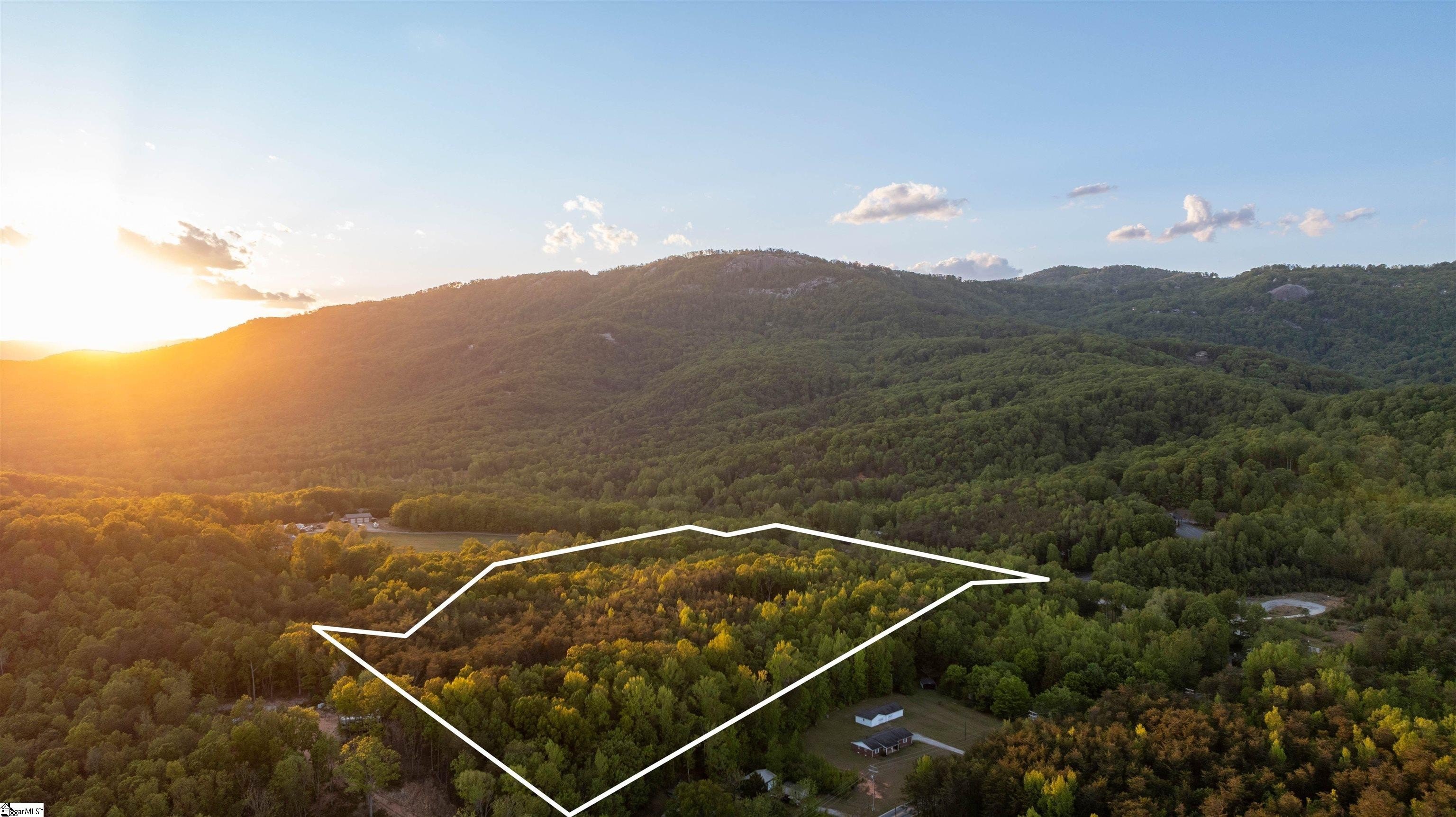 Landrum Acreage: Mountain View Estate