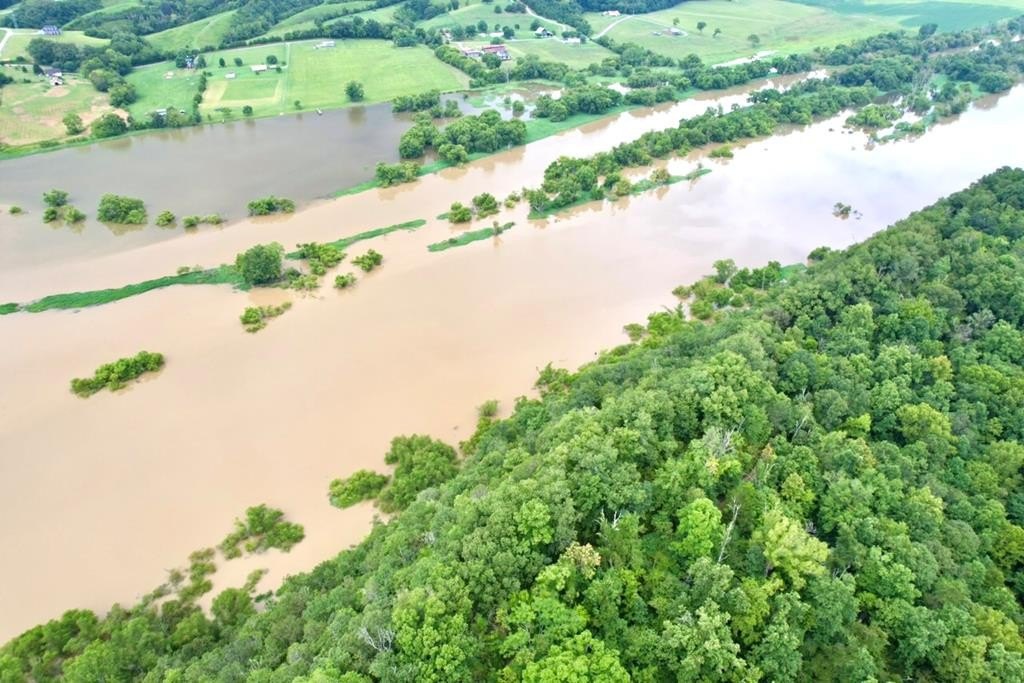 Newport, TN Riverfront Land
