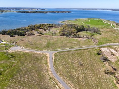 Lakefront Land in Gated Community