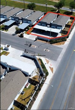 Quadplex with Patio and Garage