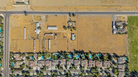 Land, Visalia, CA