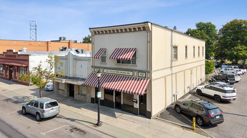 Kalispell Storefront in Downtown Location