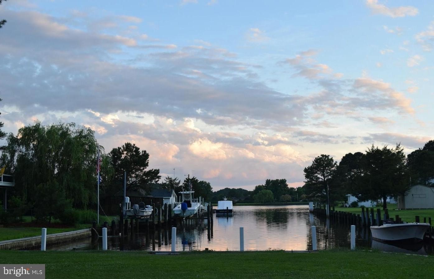 Waterfront Lot with Boat Shed