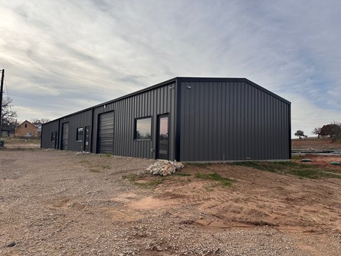 Office-Warehouse Units with Grade-Level Doors