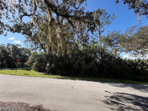 Land, Port Charlotte, FL