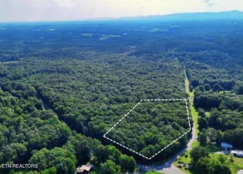 LAND - Crossville, TN