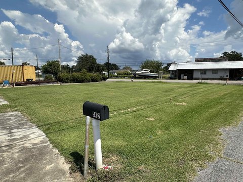 Land, Chauvin, LA