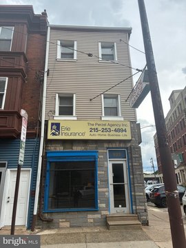 Mixed-Use Property on Spring Garden